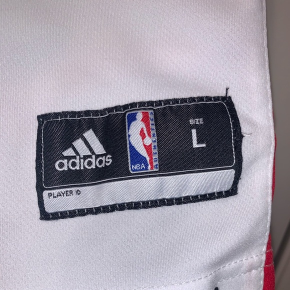 DeRozan Jersey - Picture 2 of 2